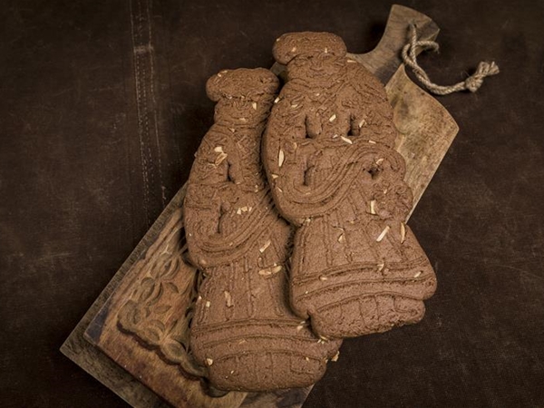 2 Speculaas Poppen