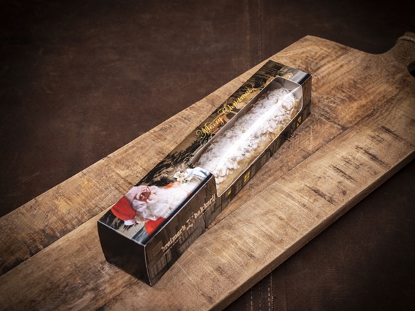 R.B. AMANDEL KERSTSTAAF IN DOOS